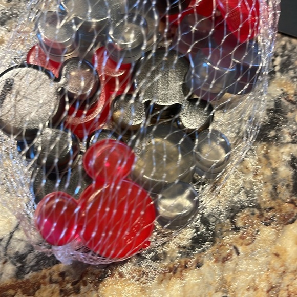 3/$10 NEW MICKEY MOUSE REUSABLE ICE CUBES - Picture 2 of 4